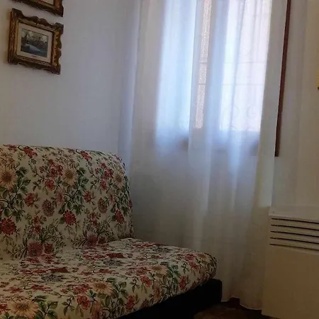 In The Heart Of Free Internet * Venise